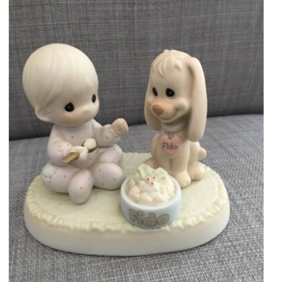 Precious Moments Sharing Our Christmas Together - Picture 1 of 2